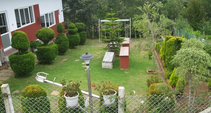 Trilan Cottages - Tea Estate - Kannerimukku Room Type - Singlet Family Room - Mountain View