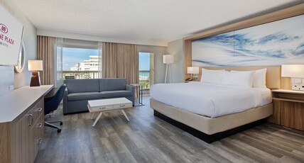 Crowne Plaza Hotel Melbourne - Oceanfront Room Type - 1 King Standard Sofa Bed Balcony Crowne Plaza Hotel Melbourne - Oceanfront Room Type - 1 King Standard Sofa Bed Balcony