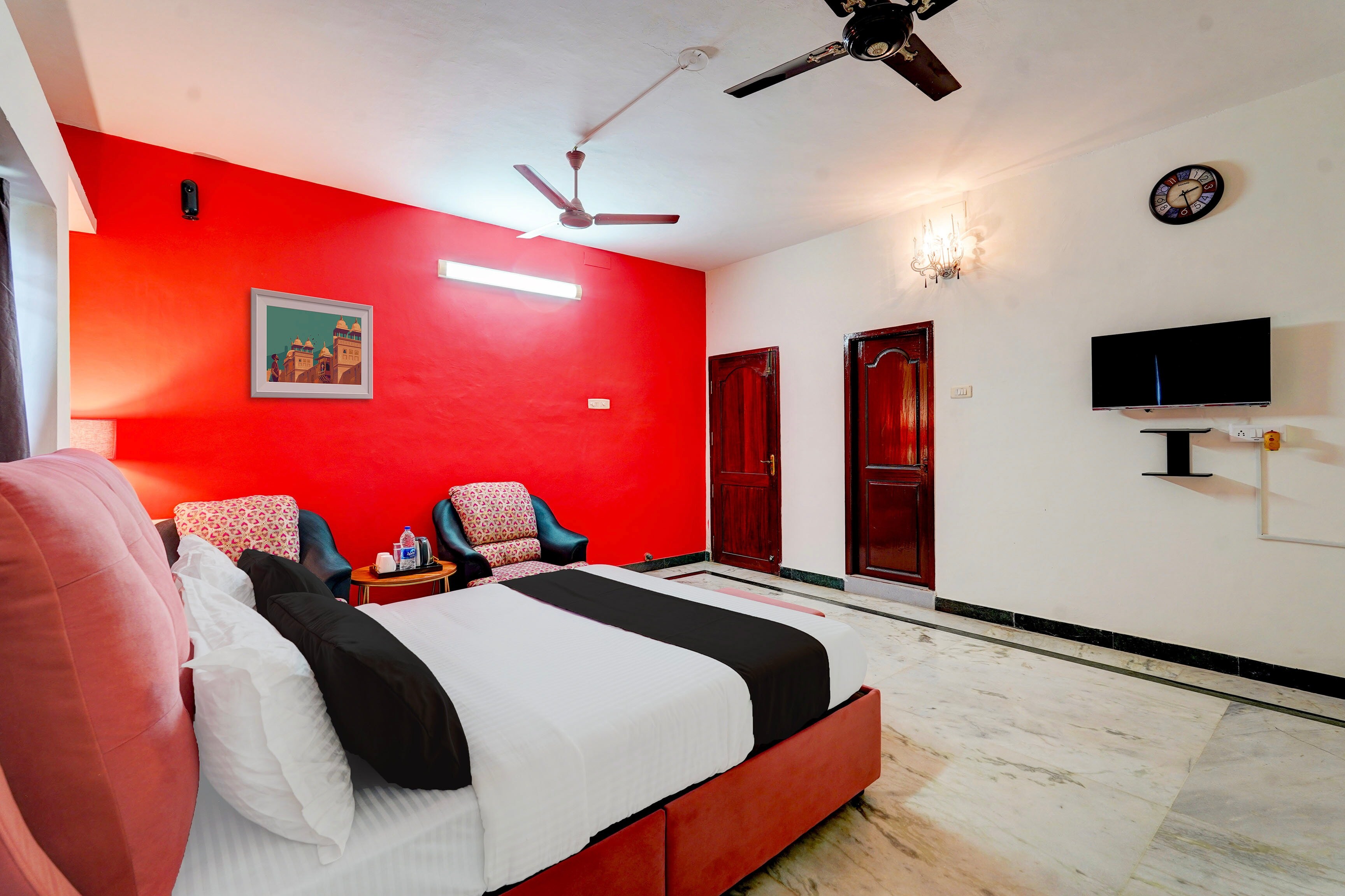 Hotel O Aathira Urbanite - Tap to explore photos