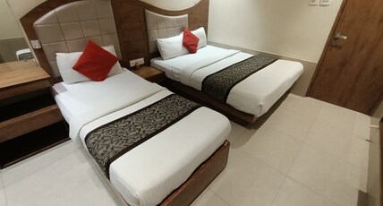 Hotel Regal Inn Room Type - Family Triple Room Hotel Regal Inn Room Type - Family Triple Room