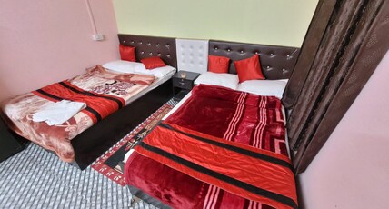 Sweet Home Lodge | 800m From Airport Room Type - Twin Bedded Room