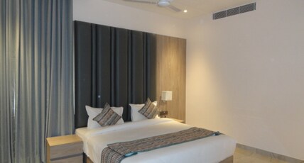 ACKSIA INN Room Type - SUPER DELUXE