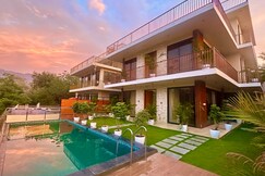 Ultra Luxury 6 BHK Villa
