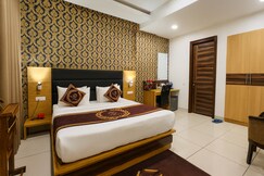Hotel Grand Regency by JMD Group - 3Km from Delhi Airport
