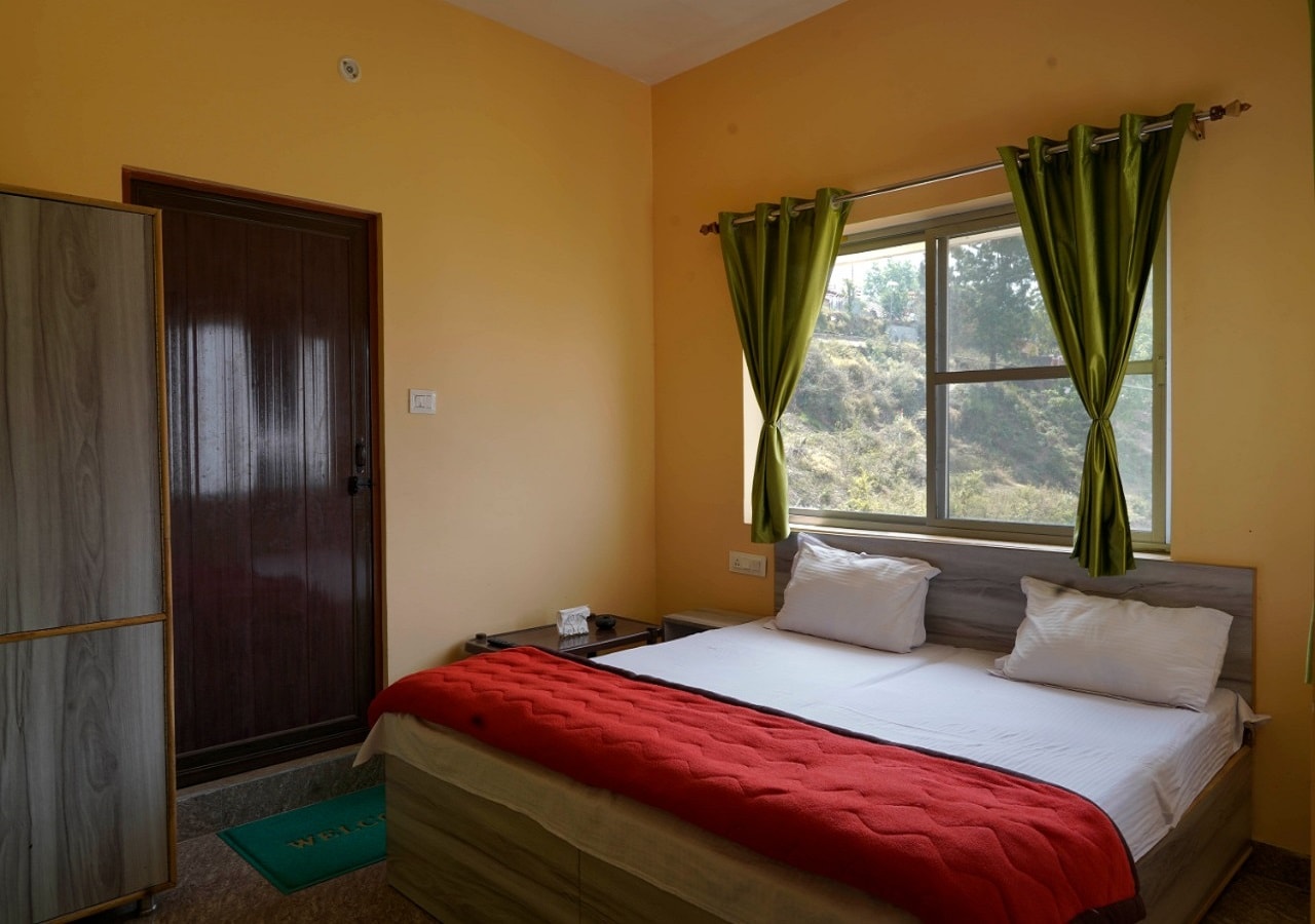 Sports Lover Homestay - Tap to explore photos