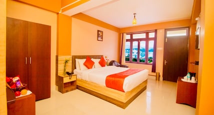 JASWIN SHANTI PRIYA, Room Type - Deluxe Mountain View Room JASWIN SHANTI PRIYA, Room Type - Deluxe Mountain View Room
