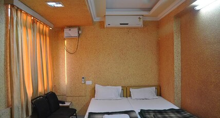 Hotel Rajdhani Plaza Room Type - Standard AC Room