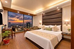 THE JK Hotel CR Park