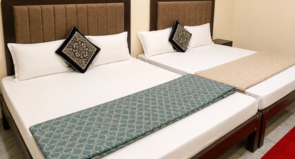 Shri Ram Janki Atithi Nivas Room Type - Quadruple Room with Shared Bathroom