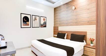 Hotel O by OYO Chandigarh Highway Near Prabhat Road Room Type - Saver Double Hotel O by OYO Chandigarh Highway Near Prabhat Road Room Type - Saver Double
