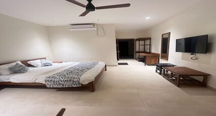 COSMIC INN Room Type - ISHAAN