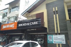 Hotel O near D'Botanica Bandung Mall formerly De Sun Pasteur Guest House