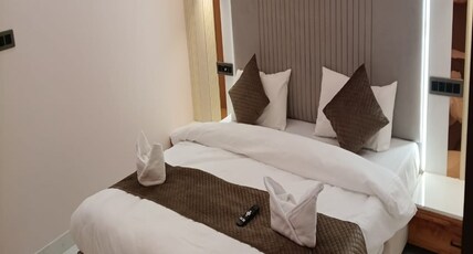 Hotel Spring Vilas Room Type - Super Deluxe Room