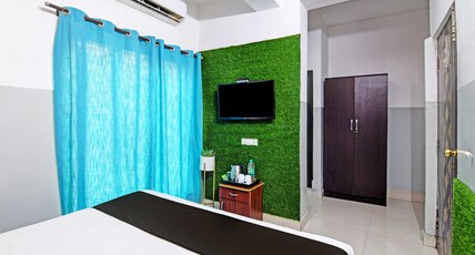 OYO 82026 BANGUR INN Room Type - Classic