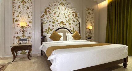 Murliwala Hotel and Restaurant Vrindavan Room Type - Maharaja Suite