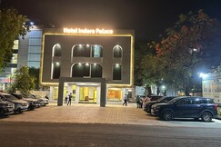 Hotel Indore Palace, Feel At Home (Newly Renovated Hotel)