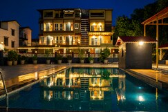 The Tree Resort