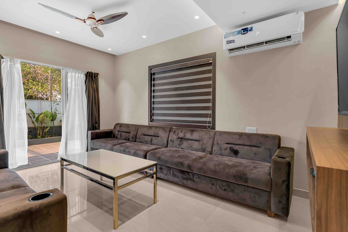 11BHK (5+6)LUXURY PRIVATE POOL VILLA near CANDOLIM - Tap to explore photos