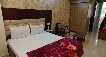 Sardar  House Room Type - Triple Sharing Deluxe Room