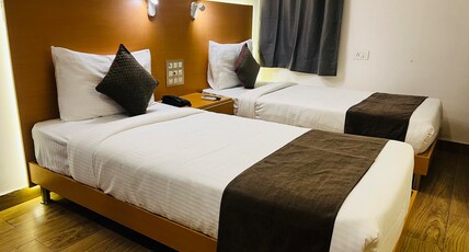Golden Keys Inn Room Type - Premium Twin Room