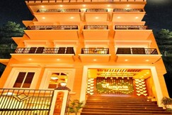 Elgrovia The Hotel