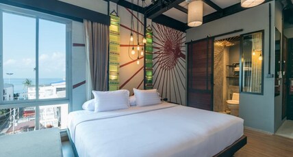 Sea Crest by Jomtien Room Type - Family Duplex with garden