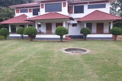 Tropical Blooms Homestay