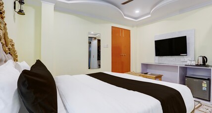 Palette by CheckIn Heritage Varanasi Retreat Room Type - Deluxe
