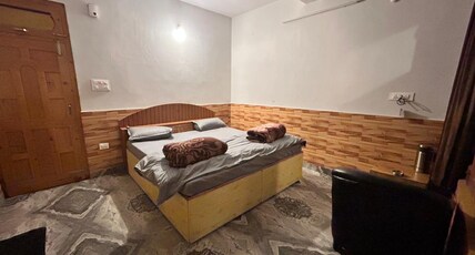 Flipsyde Retreat Room Type - Delux room