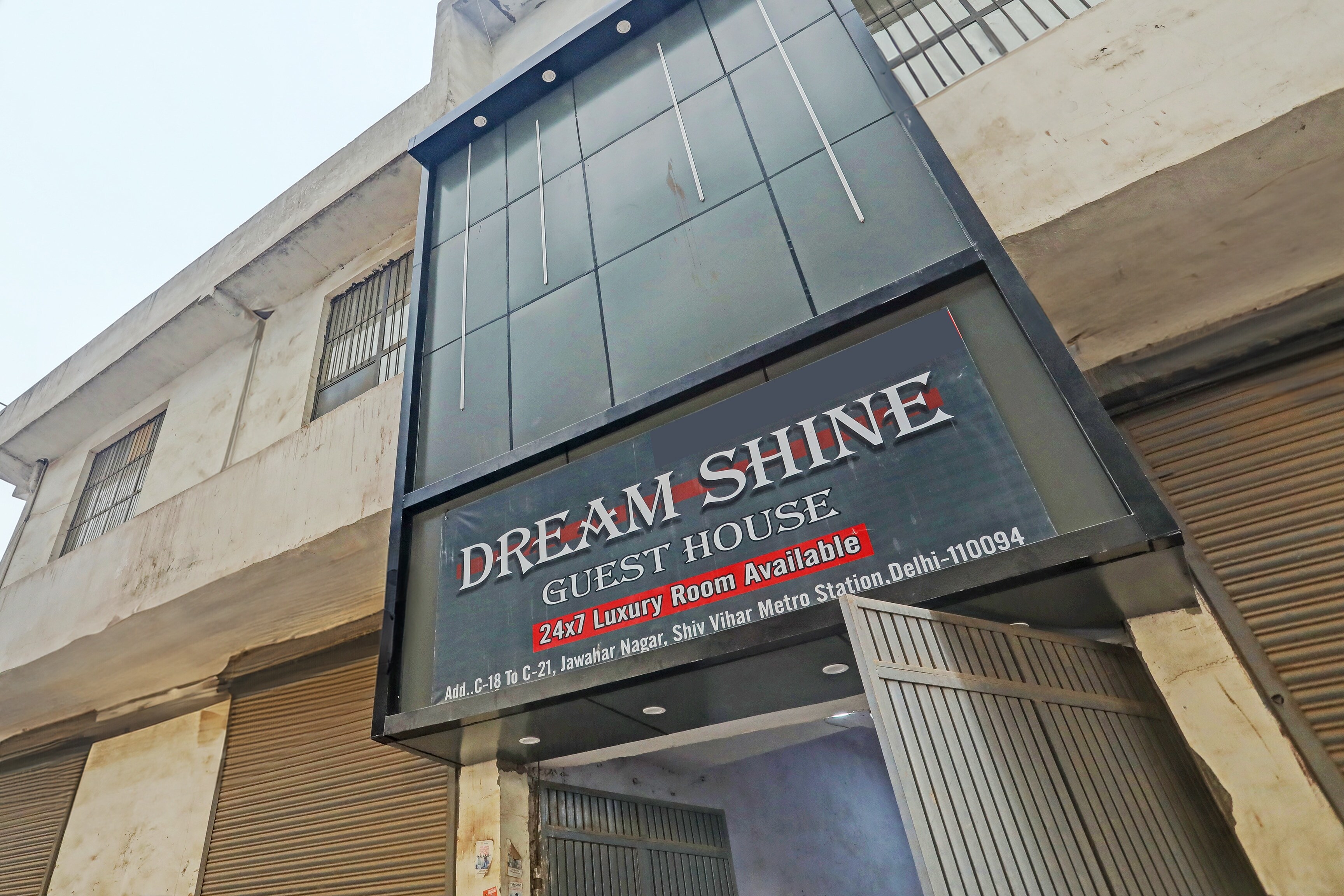 Hotel O Dream Shine Guest House - Tap to explore photos