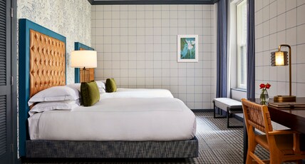Kimpton Hotel Monaco Denver, an IHG hotel Room Type - 2 Double Mobility Accessible Roll in Shower