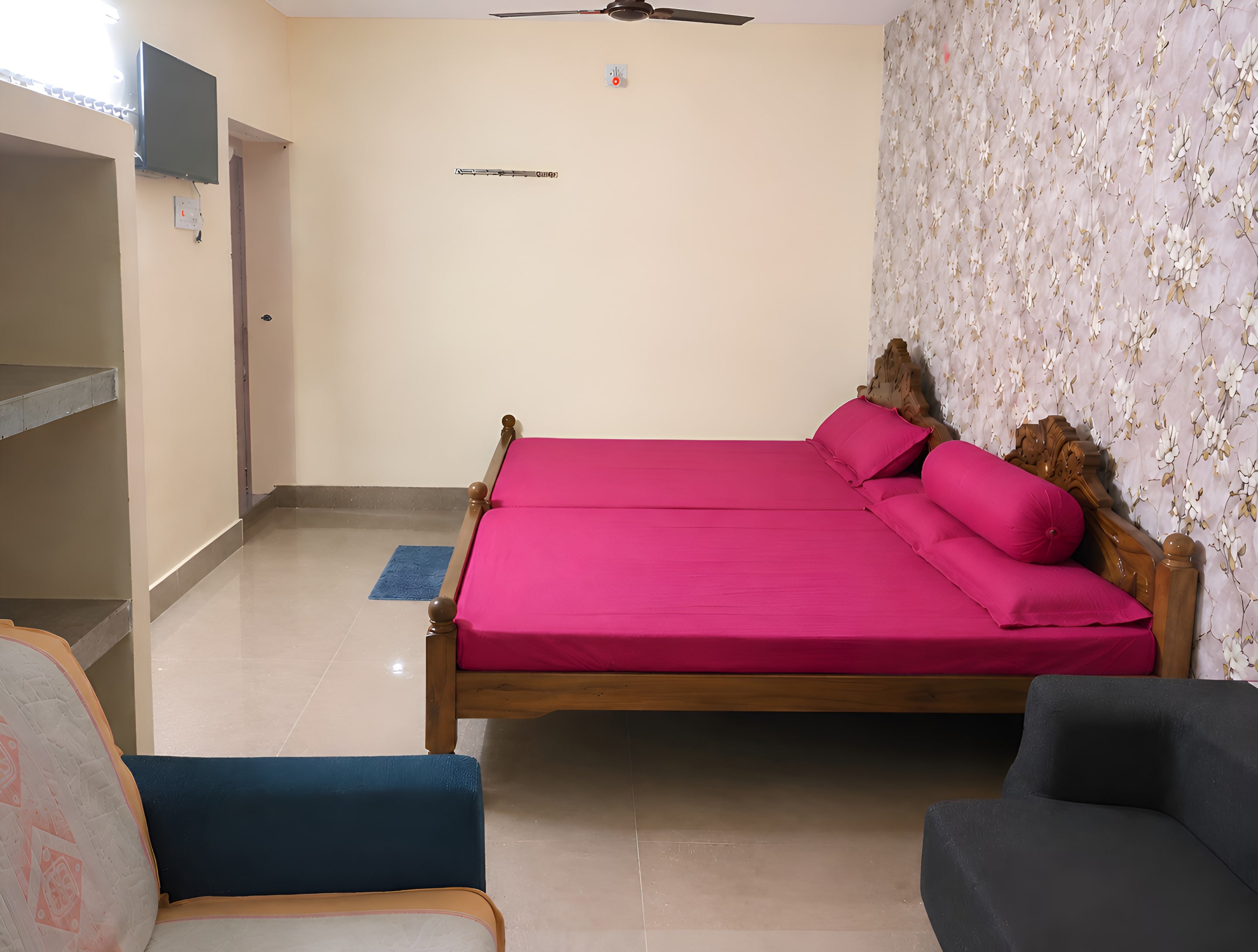 Sandhya Rani Homestay 7 Mins Walk From Puri Railway Station - Tap to explore photos