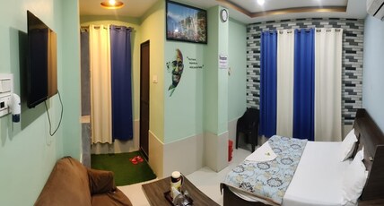 Hotel Blue Tower Room Type - Deluxe Room With City View Hotel Blue Tower Room Type - Deluxe Room With City View