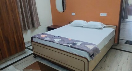 Pavani Prawash Room Type - Delux Room-2