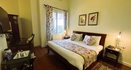 WelcomHeritage Kasmanda Palace Mussoorie Room Type - Superior Room