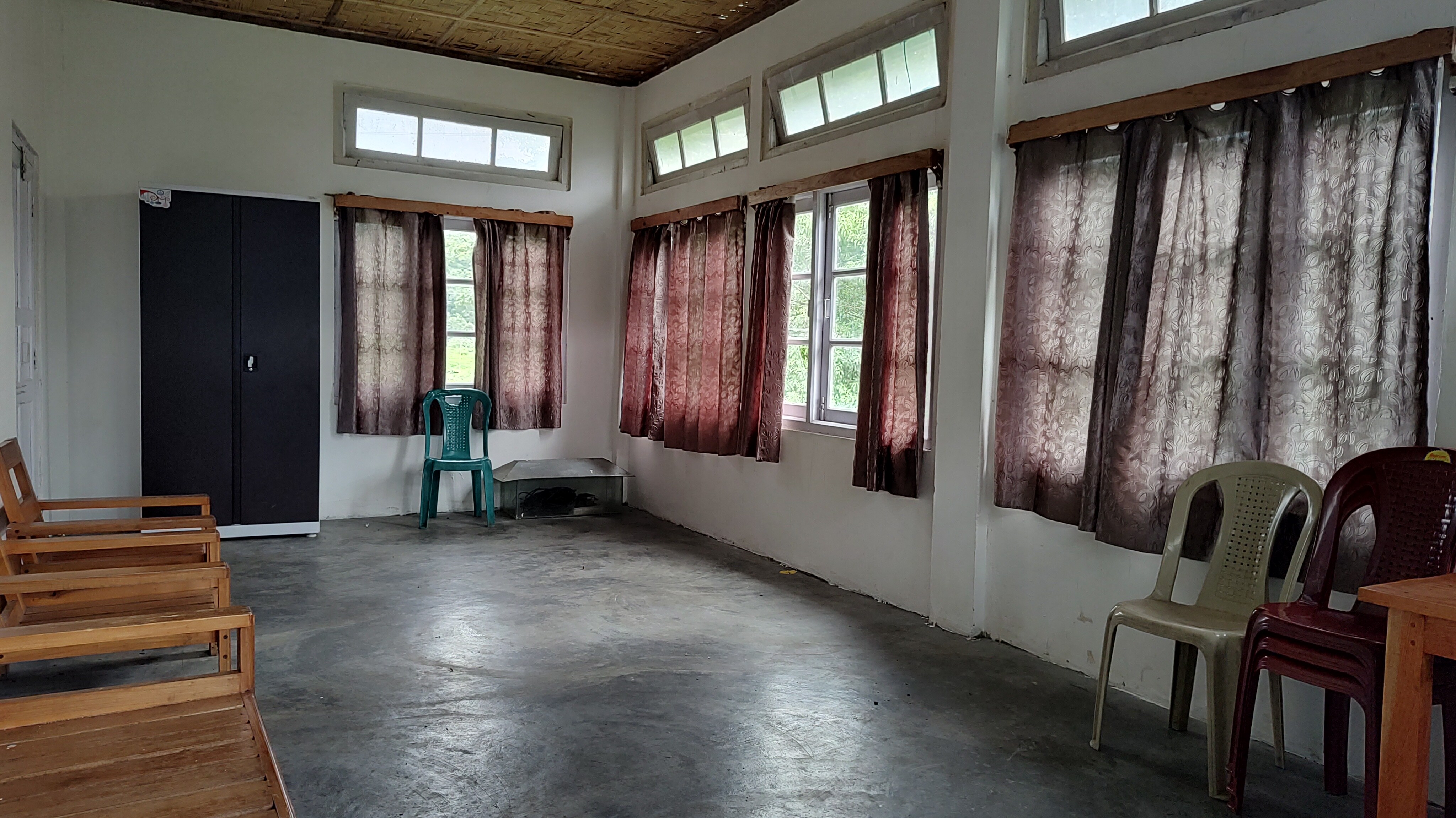 NURHEKHONO HOMESTAY - Tap to explore photos