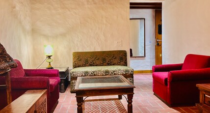 The Kaptains Retreat Room Type - Superior King Room