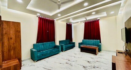 Hotel Shree Niketan Room Type - Suite Room Hotel Shree Niketan Room Type - Suite Room