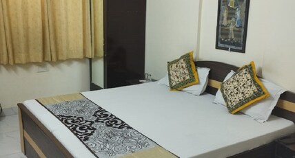 JAG NIWAS (A HERITAGE HOME STAY) Room Type - Standard AC Room JAG NIWAS (A HERITAGE HOME STAY) Room Type - Standard AC Room