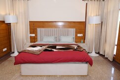 Hotel Som Kunj