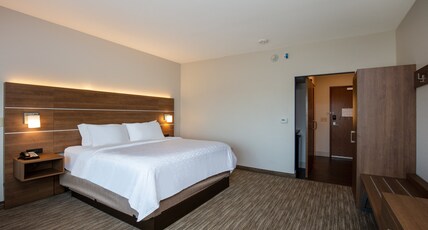 Holiday Inn Express & Suites - Beloit Room Type - 1 King Standard Communications Mobility Accessible Holiday Inn Express & Suites - Beloit Room Type - 1 King Standard Communications Mobility Accessible