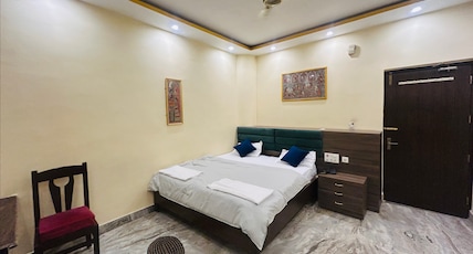 Mahamaya Palace Hotel & Conference Center Room Type - Standard Room - Non AC (Twin/Double Bedded) Mahamaya Palace Hotel & Conference Center Room Type - Standard Room - Non AC (Twin/Double Bedded)