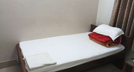 Hotel Kameshwar Room Type - Couple Room