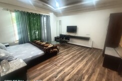 Hotel Malik Palace