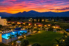 Daksh The Valley Resort - Saputara