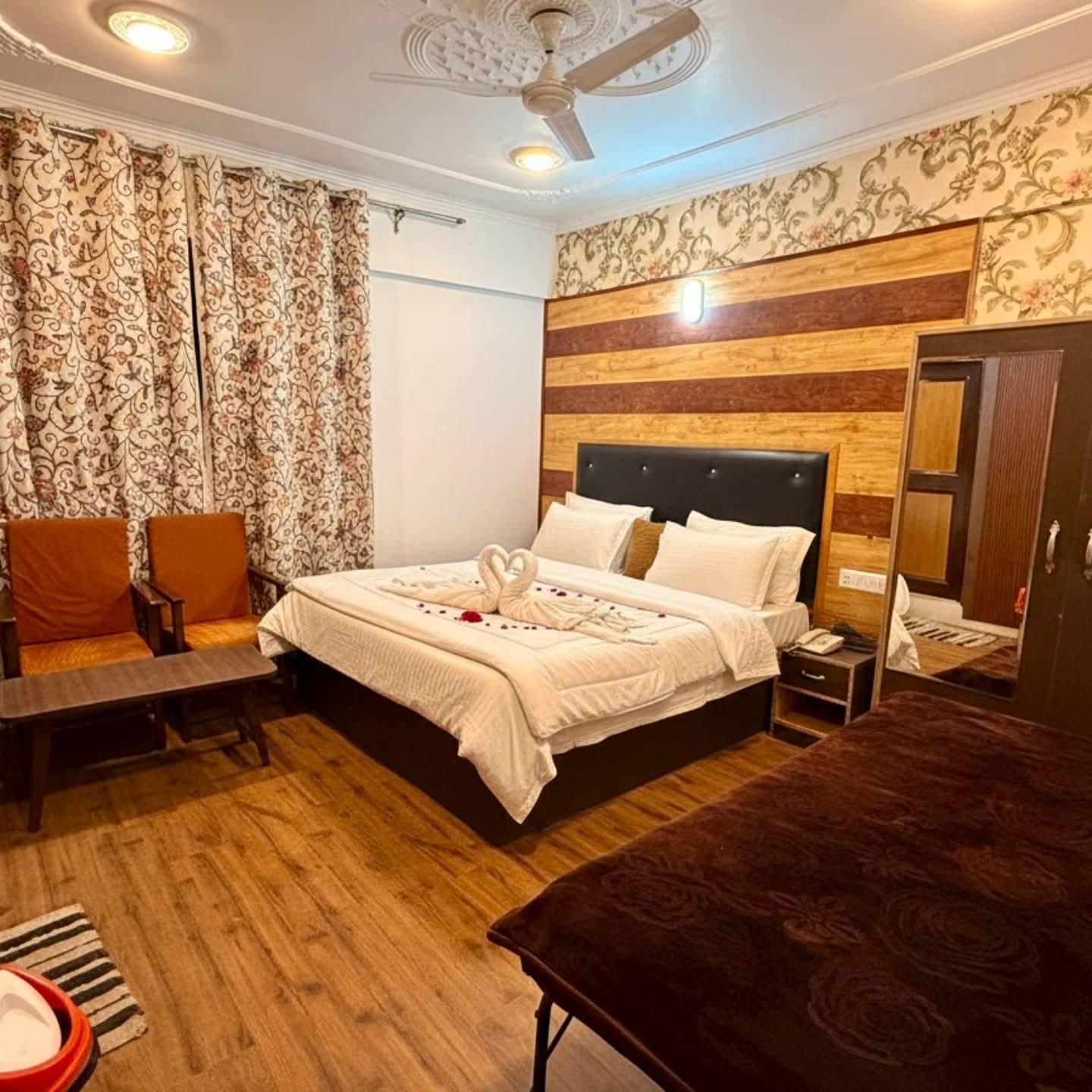 Triden Kashmir Resort - Tap to explore photos