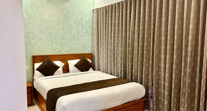 Bhanus Beach Enclave Stays Room Type - Premium Beach View Queen AC
