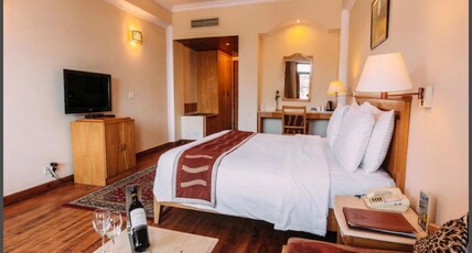 Hotel Willow Banks, Mall Road Shimla Room Type - Super Deluxe Room with Small Balcony