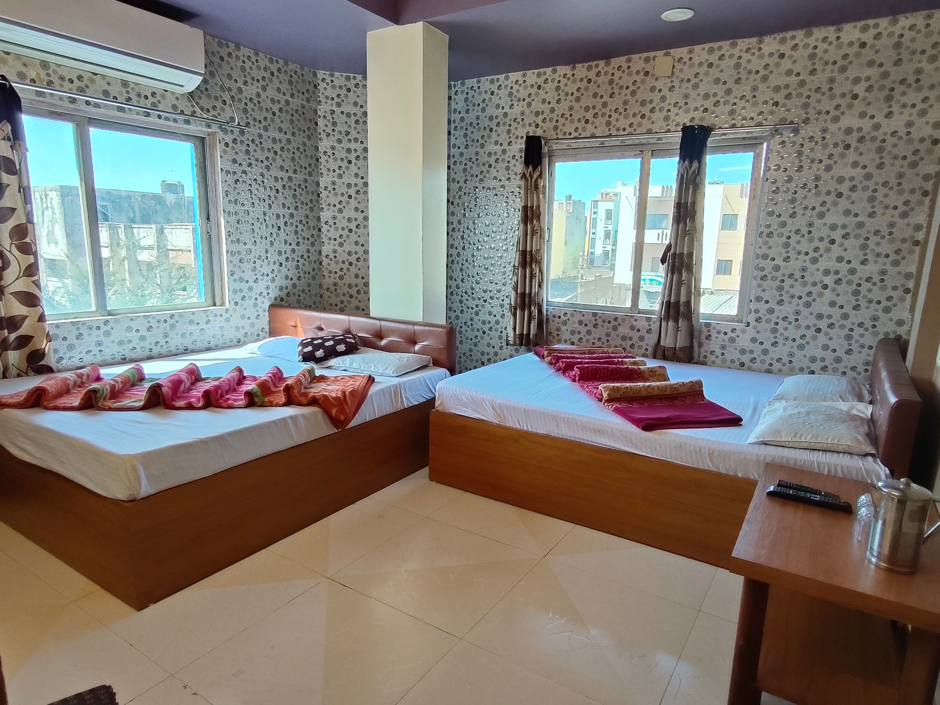 Hotel Avadh - Tap to explore photos