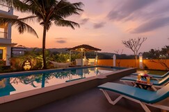 StayVista | Waterlily 3 BHK Villa w/ pool, Breakfast Included